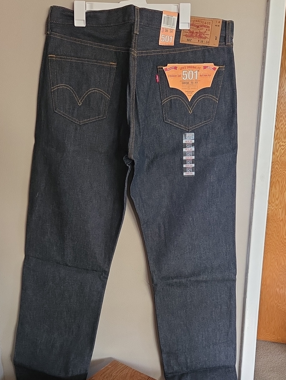 Levi's 501 Shrink To Fit Men’s Jeans in Dark Indigo-Rinse